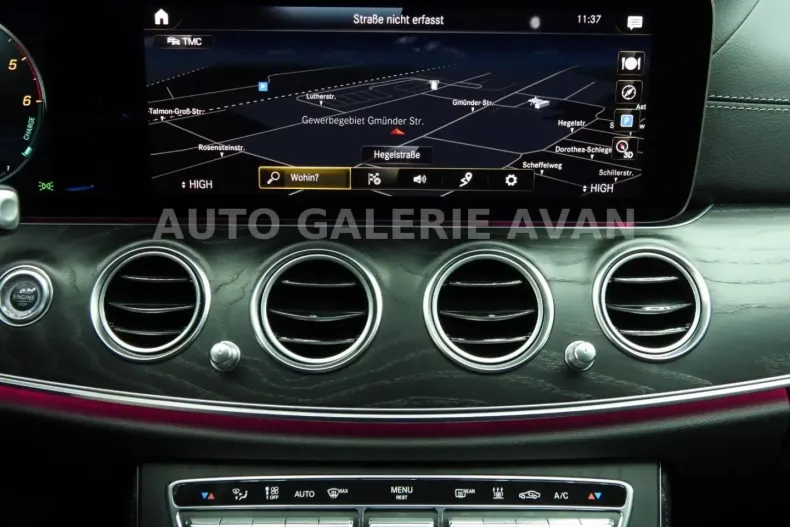 Mercedes-Benz E 300 din 2022 cu 104.788 km - oferta MER180835 - foto 19