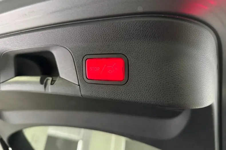 Mercedes-Benz GLC 220 din 2022 cu 112.700 km - oferta MER180836 - foto 33