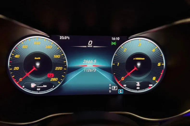 Mercedes-Benz GLC 220 din 2022 cu 112.700 km - oferta MER180836 - foto 37