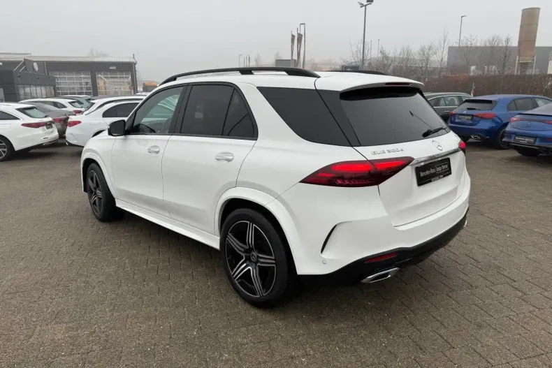 Mercedes-Benz GLE 300 din 2024 cu 15.526 km - oferta MER180851 - foto 4