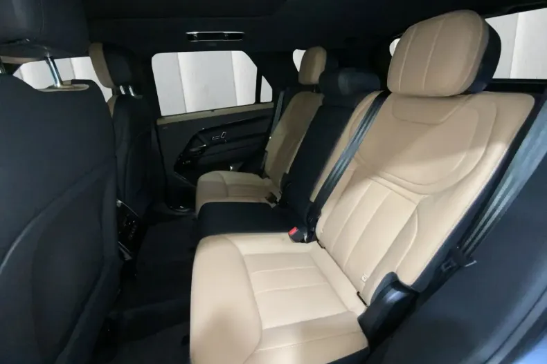 Land Rover Range Rover Sport din 2025 cu 10.196 km - oferta LAN180853 - foto 7