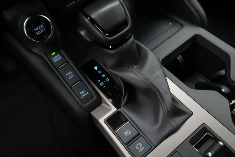 Toyota Land Cruiser din 2024 cu 29.338 km - oferta TOY180858 - foto 18