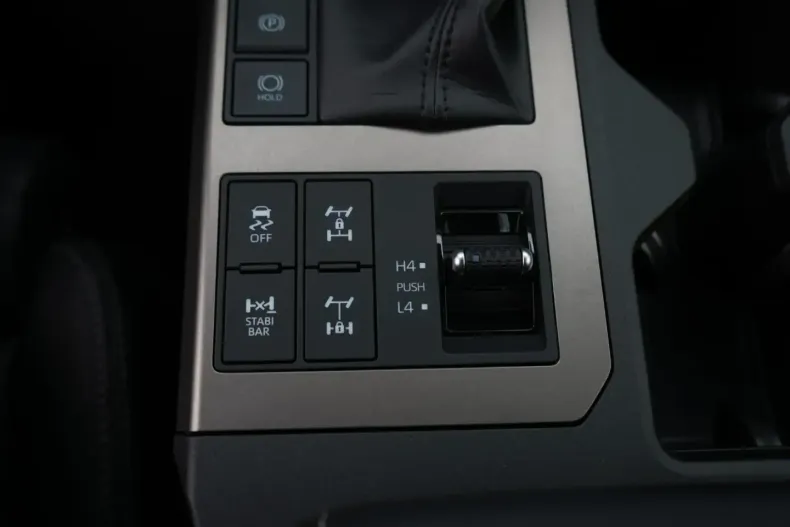 Toyota Land Cruiser din 2024 cu 29.338 km - oferta TOY180858 - foto 19