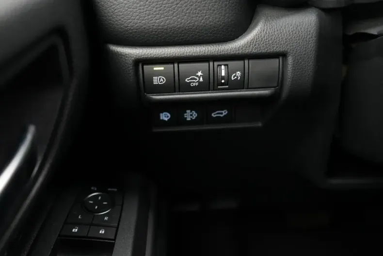 Toyota Land Cruiser din 2024 cu 29.338 km - oferta TOY180858 - foto 24