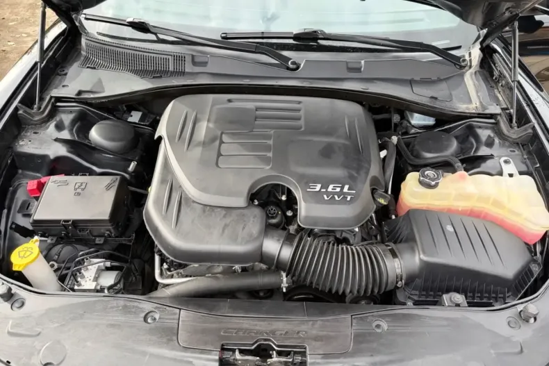 Dodge Charger din 2022 cu 58.700 km - oferta DOD180860 - foto 12