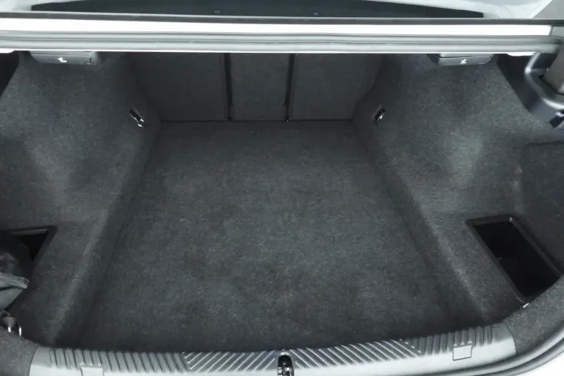 BMW 530 din 2025 cu 28.000 km - oferta BMW180880 - foto 9