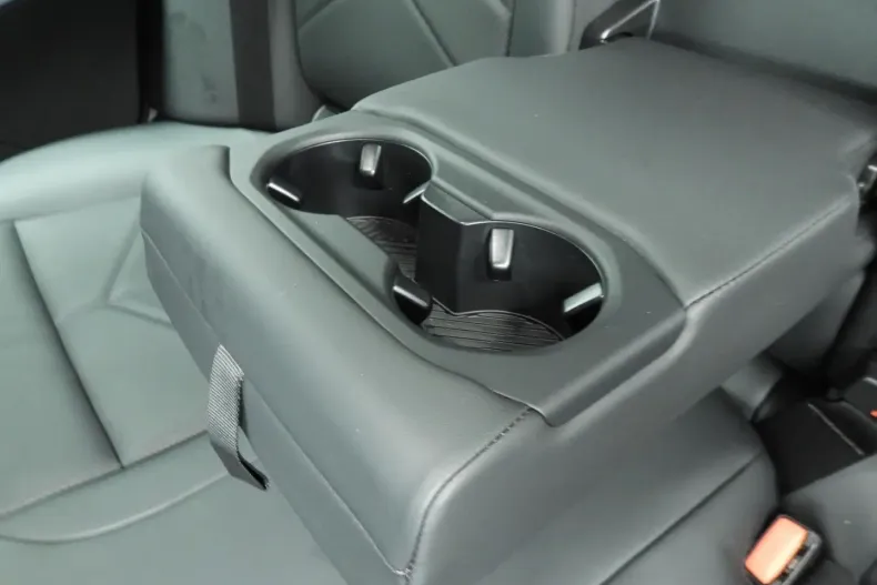 BMW 530 din 2025 cu 28.000 km - oferta BMW180880 - foto 18