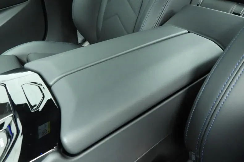 BMW 530 din 2025 cu 28.000 km - oferta BMW180880 - foto 29