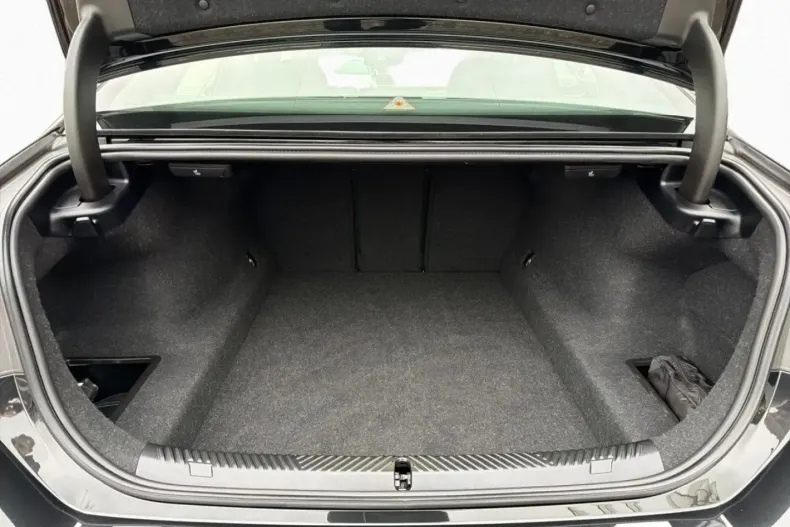 BMW 530 din 2024 cu 30.000 km - oferta BMW180882 - foto 16