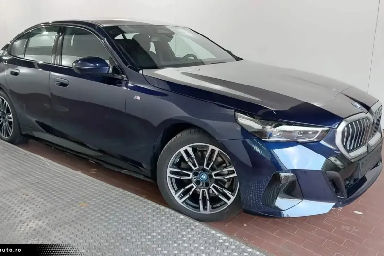 BMW 530 din 2024 cu 24.347 km - oferta BMW180883 - foto 7