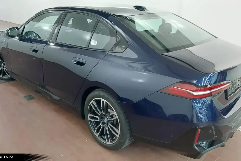 BMW 530 din 2024 cu 24.347 km - oferta BMW180883 - foto 8