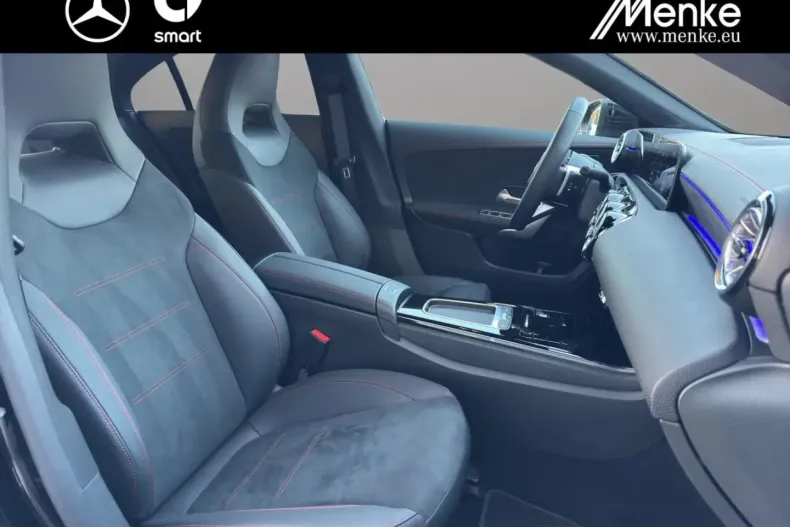 Mercedes-Benz CLA 200 din 2025 cu 4.920 km - oferta MER180893 - foto 6