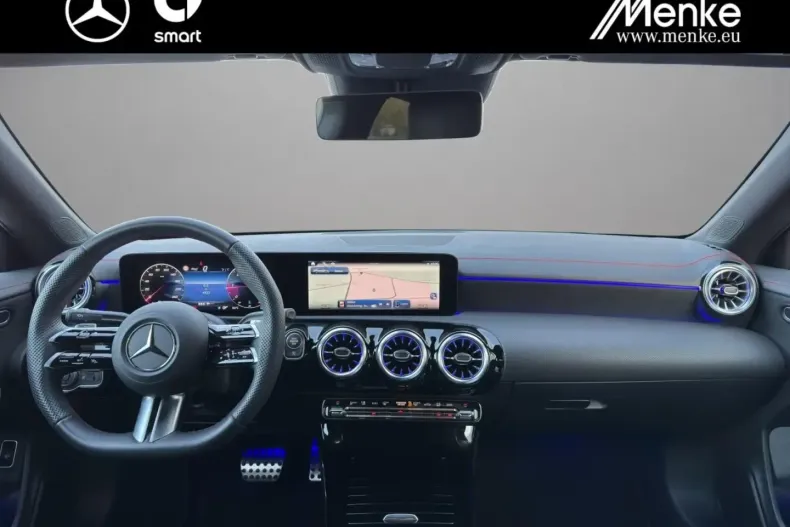 Mercedes-Benz CLA 200 din 2025 cu 4.920 km - oferta MER180893 - foto 8