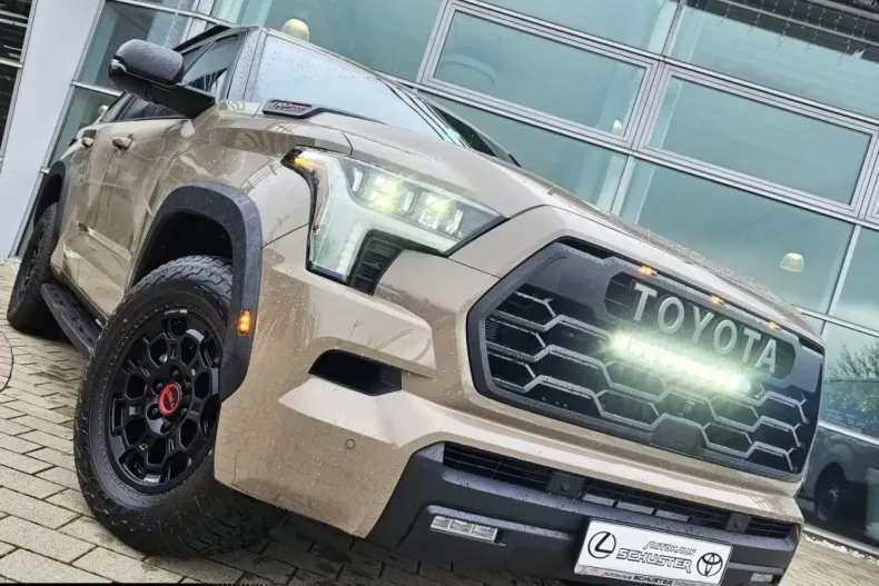 Toyota Land Cruiser din 2025 cu 100 km - oferta TOY180894 - foto 3