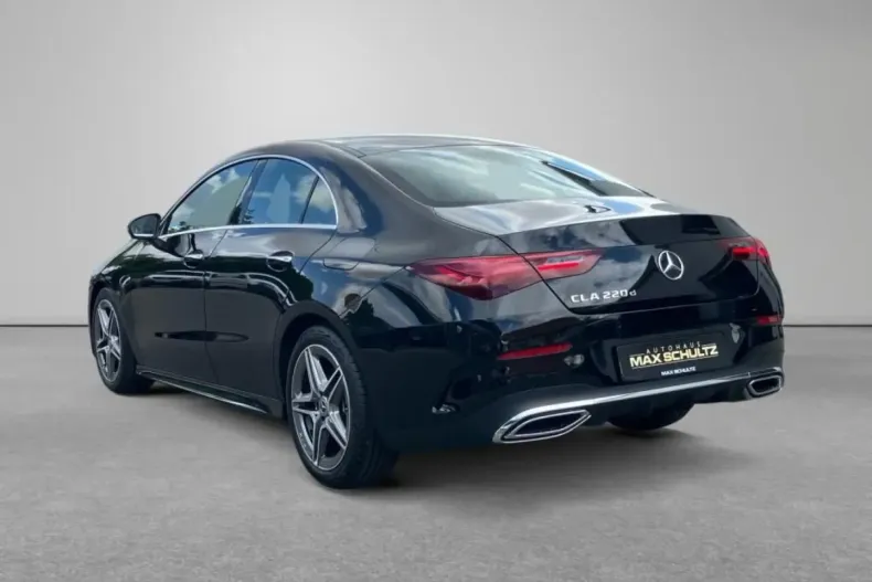 Mercedes-Benz CLA 220 din 2024 cu 8.500 km - oferta MER180895 - foto 3