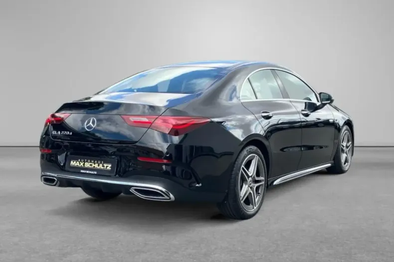 Mercedes-Benz CLA 220 din 2024 cu 8.500 km - oferta MER180895 - foto 4