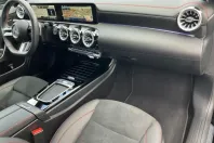 Mercedes-Benz CLA 220 din 2024 cu 8.500 km - oferta MER180895 - foto 8