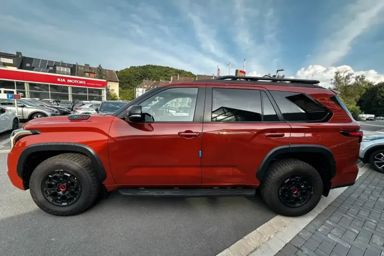 Toyota Sequoia din 2024 cu 1.000 km - oferta TOY180896 - foto 7