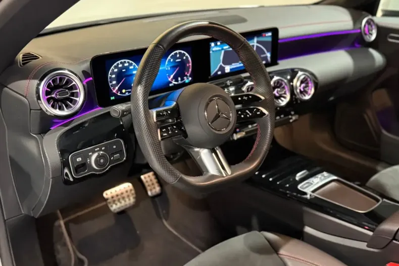 Mercedes-Benz CLA 220 din 2024 cu 24.000 km - oferta MER180897 - foto 11