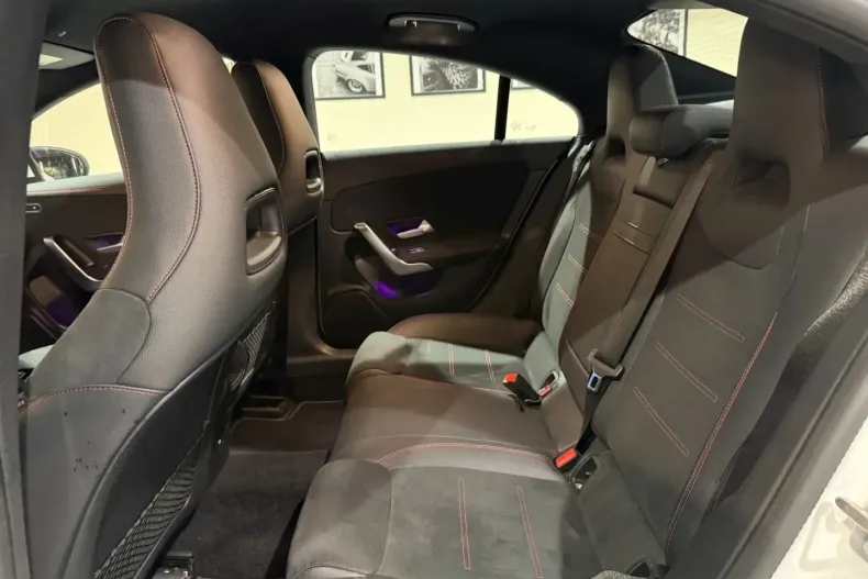 Mercedes-Benz CLA 220 din 2024 cu 24.000 km - oferta MER180897 - foto 17