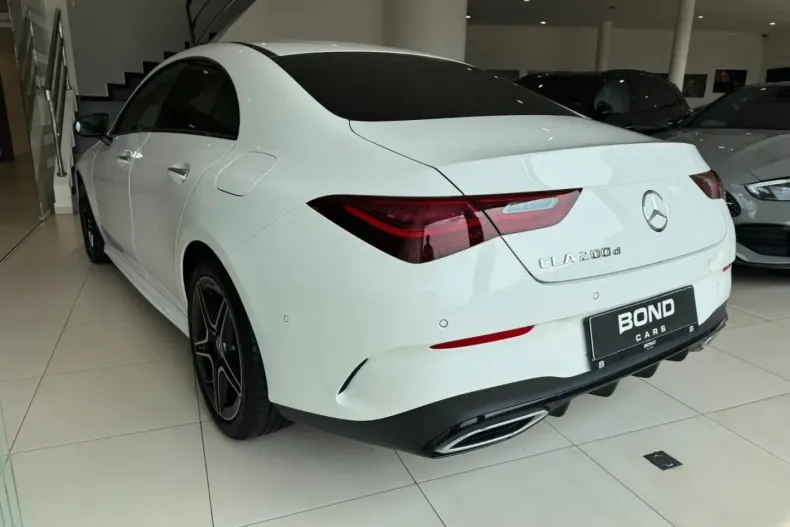 Mercedes-Benz CLA 200 din 2024 cu 12.000 km - oferta MER180898 - foto 4