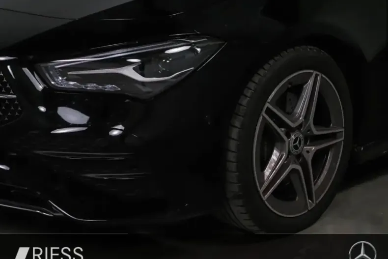 Mercedes-Benz CLA 220 din 2024 cu 20.846 km - oferta MER180899 - foto 3