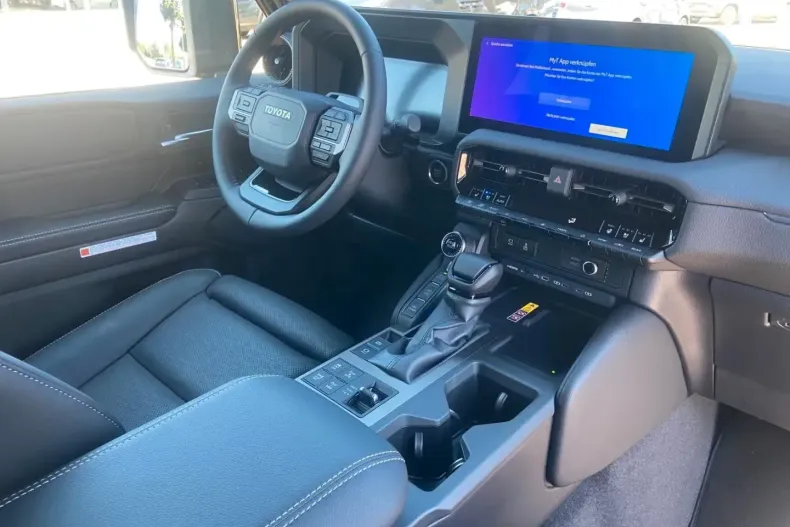 Toyota Land Cruiser din 2025 cu 250 km - oferta TOY180900 - foto 12