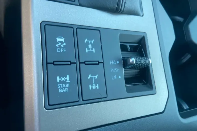 Toyota Land Cruiser din 2025 cu 250 km - oferta TOY180900 - foto 15