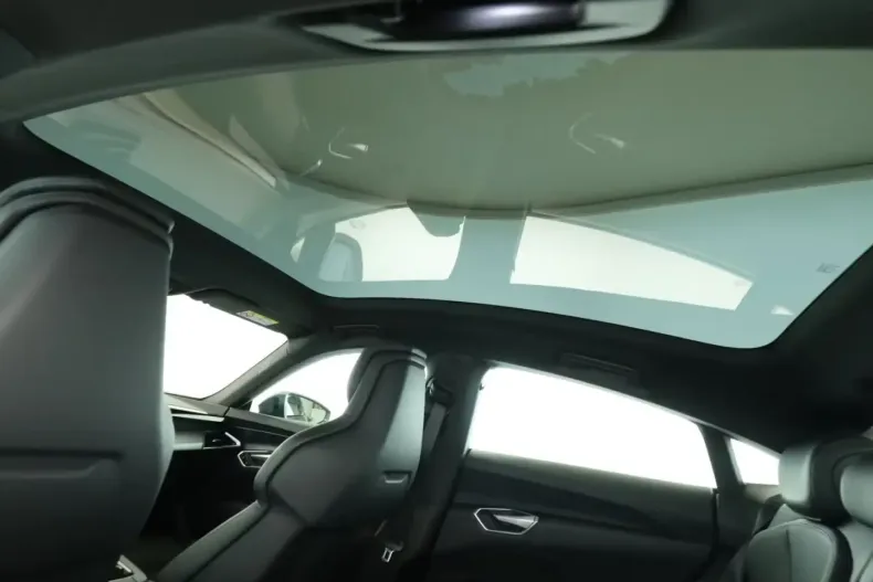 Audi e-tron GT din 2022 cu 21.605 km - oferta AUD180901 - foto 14