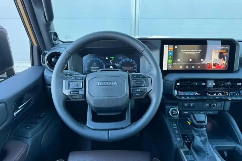 Toyota Land Cruiser din 2025 cu 6.500 km - oferta TOY180902 - foto 14