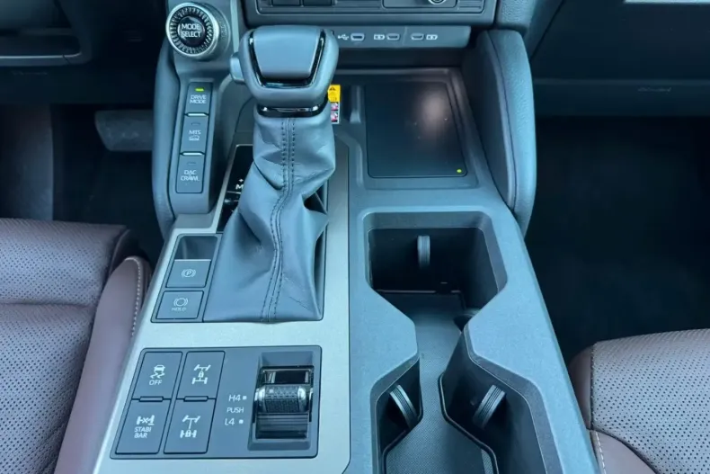 Toyota Land Cruiser din 2025 cu 6.500 km - oferta TOY180902 - foto 18