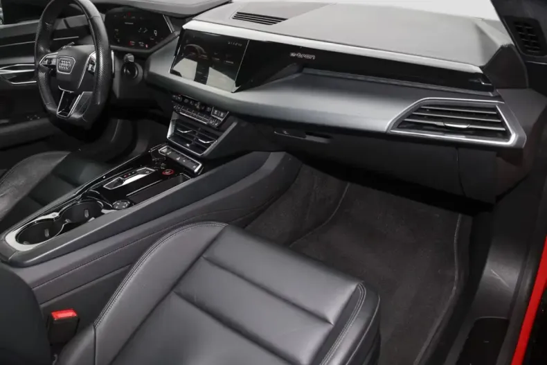 Audi e-tron GT din 2021 cu 91.622 km - oferta AUD180904 - foto 12