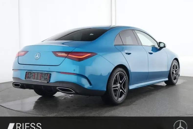 Mercedes-Benz CLA 200 din 2024 cu 22.128 km - oferta MER180905 - foto 2