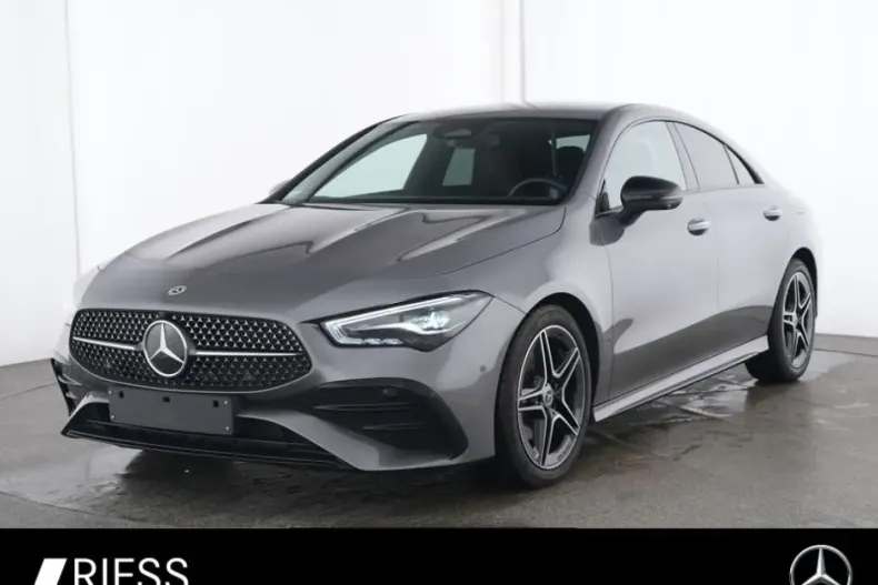 Mercedes-Benz CLA 180 din 2024 cu 23.905 km - oferta MER180906 - foto 1