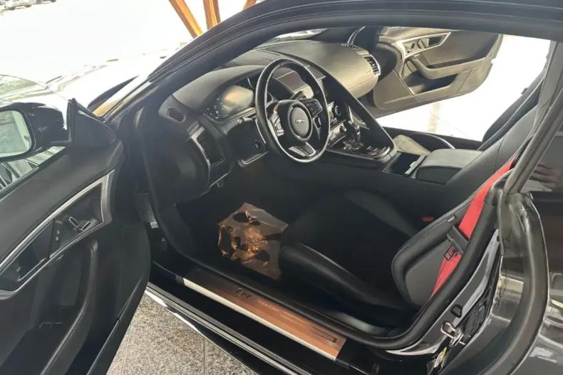 Jaguar F-Type din 2022 cu 23.990 km - oferta JAG180923 - foto 10