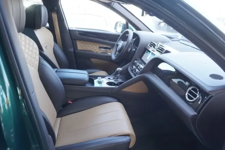 Bentley Bentayga din 2022 cu 54.500 km - oferta BEN180927 - foto 14