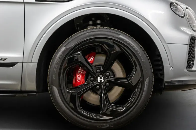 Bentley Bentayga din 2025 cu 10.000 km - oferta BEN180928 - foto 8