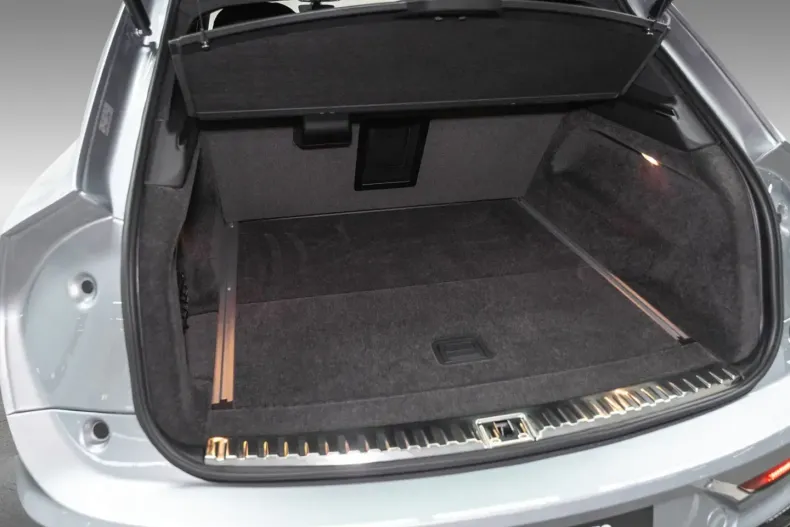 Bentley Bentayga din 2025 cu 10.000 km - oferta BEN180928 - foto 14