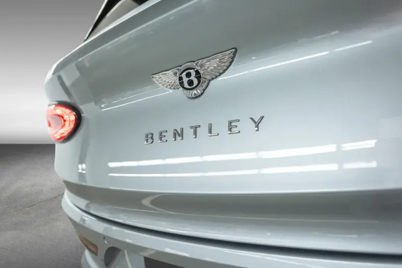 Bentley Bentayga din 2025 cu 10.000 km - oferta BEN180928 - foto 15