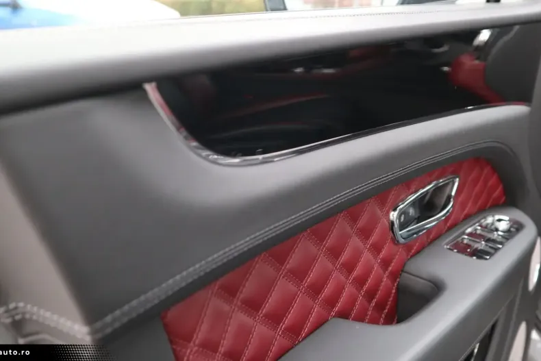 Bentley Bentayga din 2024 cu 32.900 km - oferta BEN180929 - foto 17