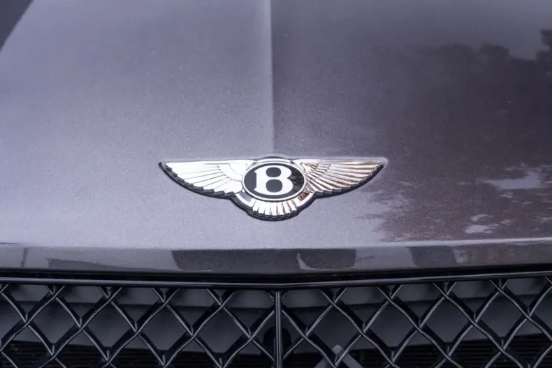 Bentley Bentayga din 2024 cu 7.590 km - oferta BEN180930 - foto 4