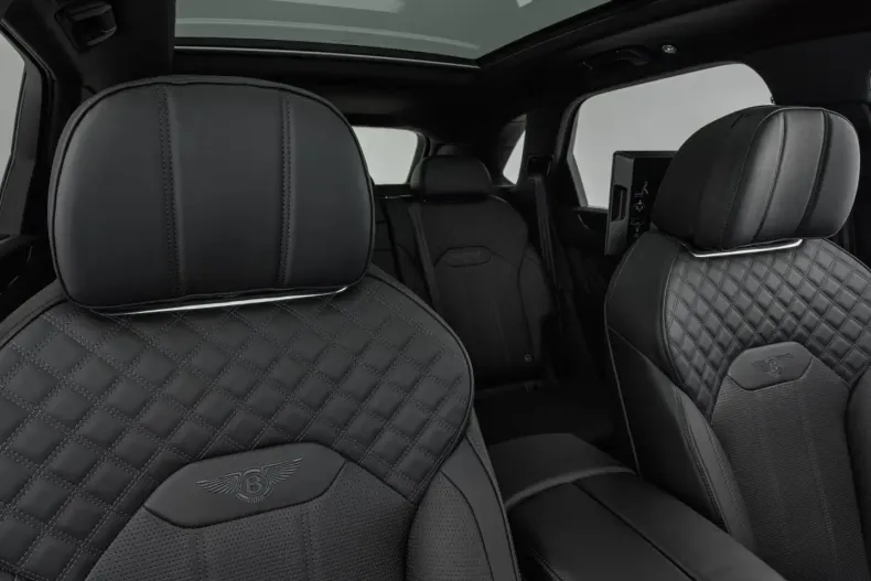 Bentley Bentayga din 2023 cu 35.391 km - oferta BEN180932 - foto 25