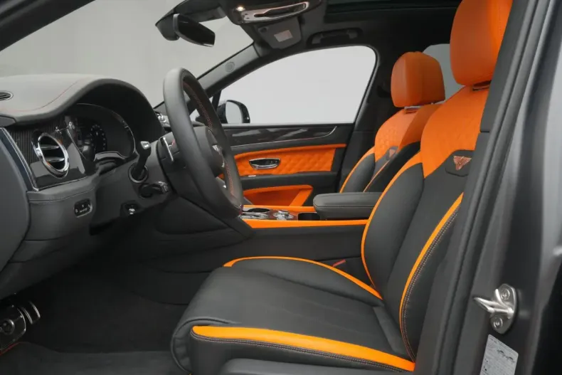 Bentley Bentayga din 2024 cu 8.400 km - oferta BEN180933 - foto 9