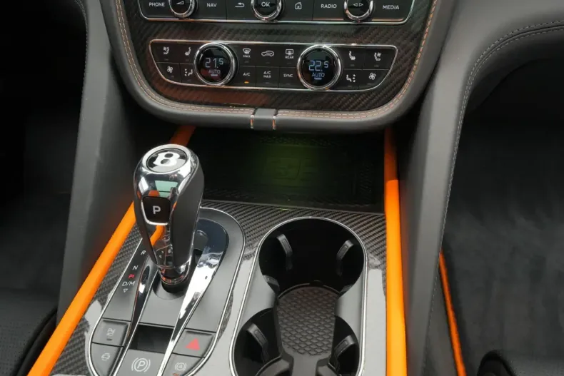 Bentley Bentayga din 2024 cu 8.400 km - oferta BEN180933 - foto 41