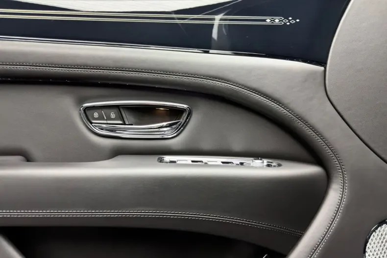 Bentley Bentayga din 2024 cu 27.273 km - oferta BEN180937 - foto 19