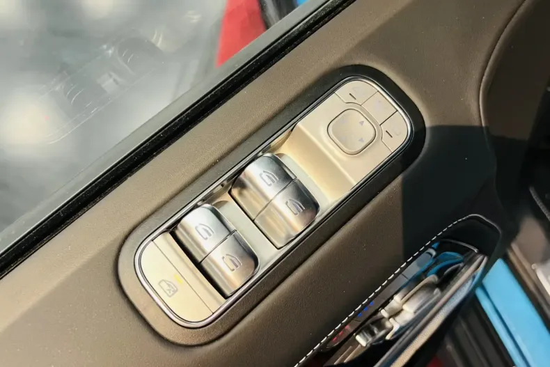 Mercedes-Benz G 63 AMG din 2025 cu 50 km - oferta MER180941 - foto 30