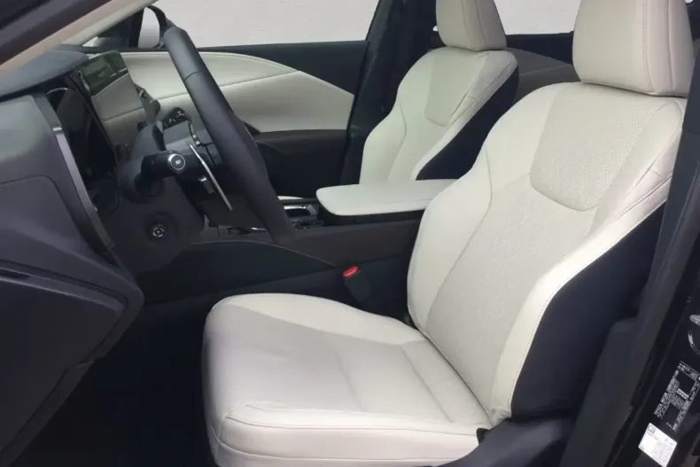 Lexus RX 450 din 2026 cu 10 km - oferta LEX180945 - foto 7