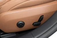 Mercedes-Benz E 200 din 2024 cu 24.050 km - oferta MER180946 - foto 9