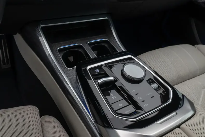 BMW M760 din 2024 cu 58.713 km - oferta BMW180947 - foto 22