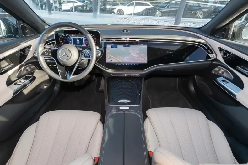 Mercedes-Benz E 200 din 2024 cu 24.800 km - oferta MER180948 - foto 1